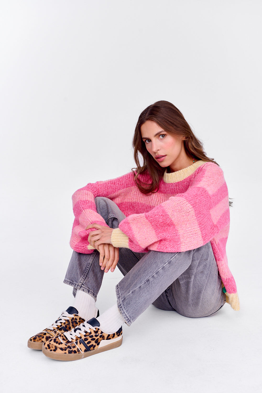 Sweter z wełną Strawberry Cream