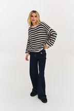 Sweter French Tale